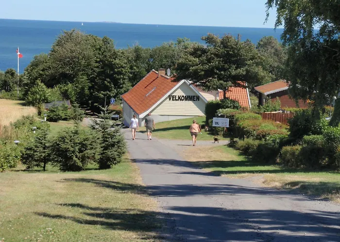 Sandkaas Family & 3*